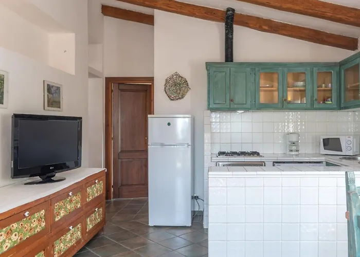 Sibilla By Interhome Pedrumalu
